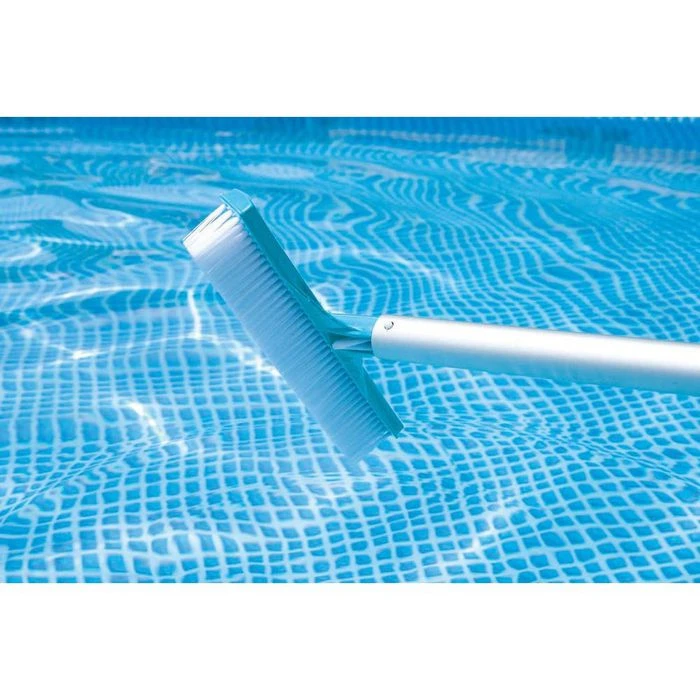 Intex Poolreinigungsset Deluxe 128003, 5-teilig, Bodensauger, Stange, Saugschlauch, Bürste, Kescher – Bild 7